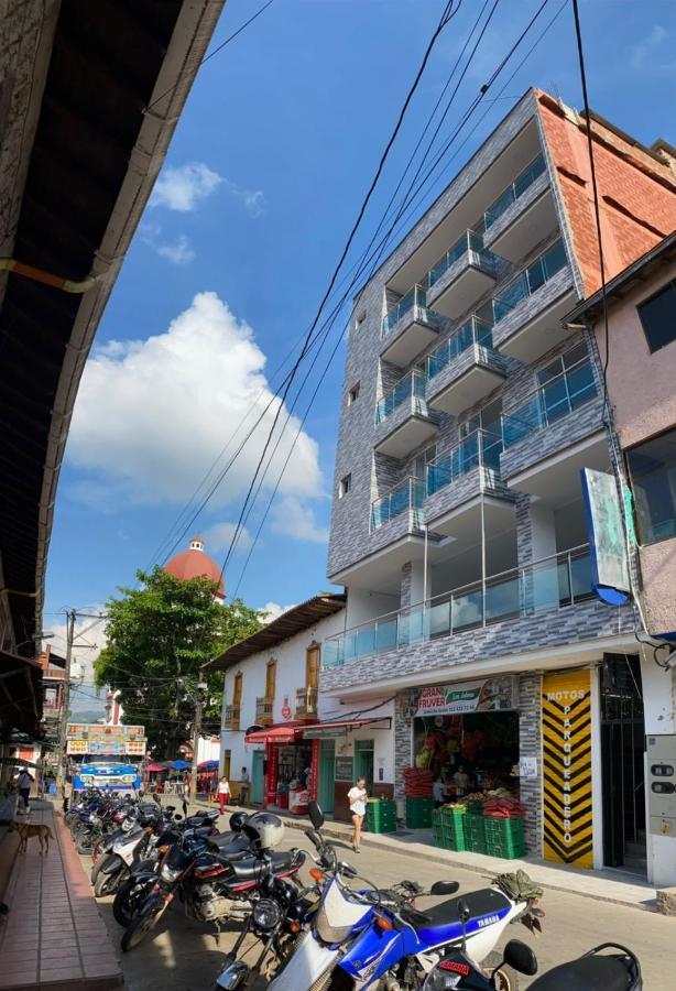 Hotel Gran Plaza San Rafael سان رافائيل المظهر الخارجي الصورة